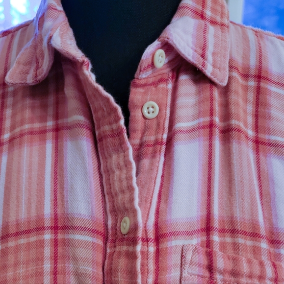 J.Crew Classic-Fit Shirt in Blush Tartan 6 - Picture 3 of 6